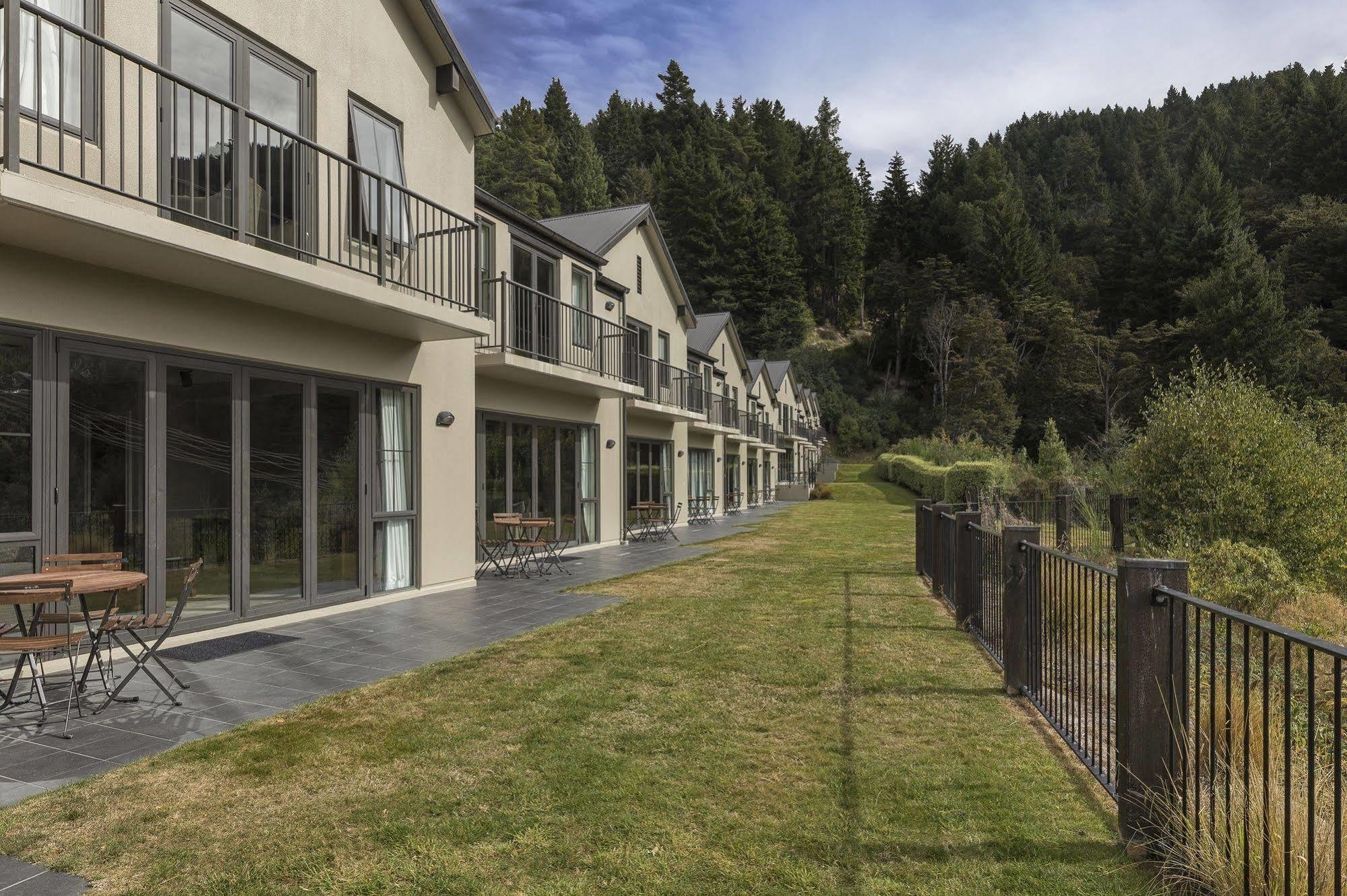 Platinum Queenstown Eksteriør billede